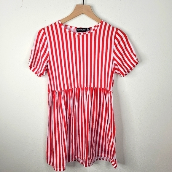 PrettyLittleThing Mini Dress Red and White Striped - Picture 1 of 8